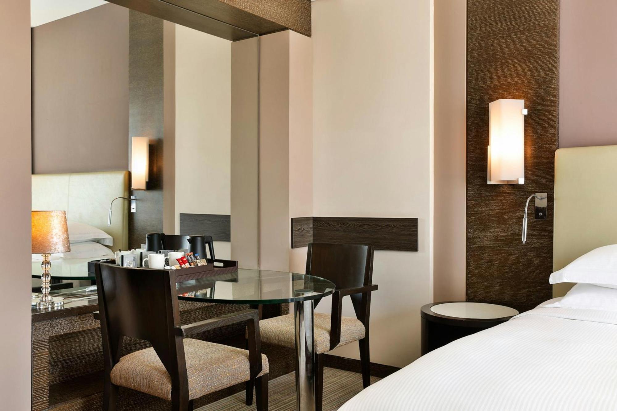 Four Points By Sheraton Al-Ain Eksteriør billede
